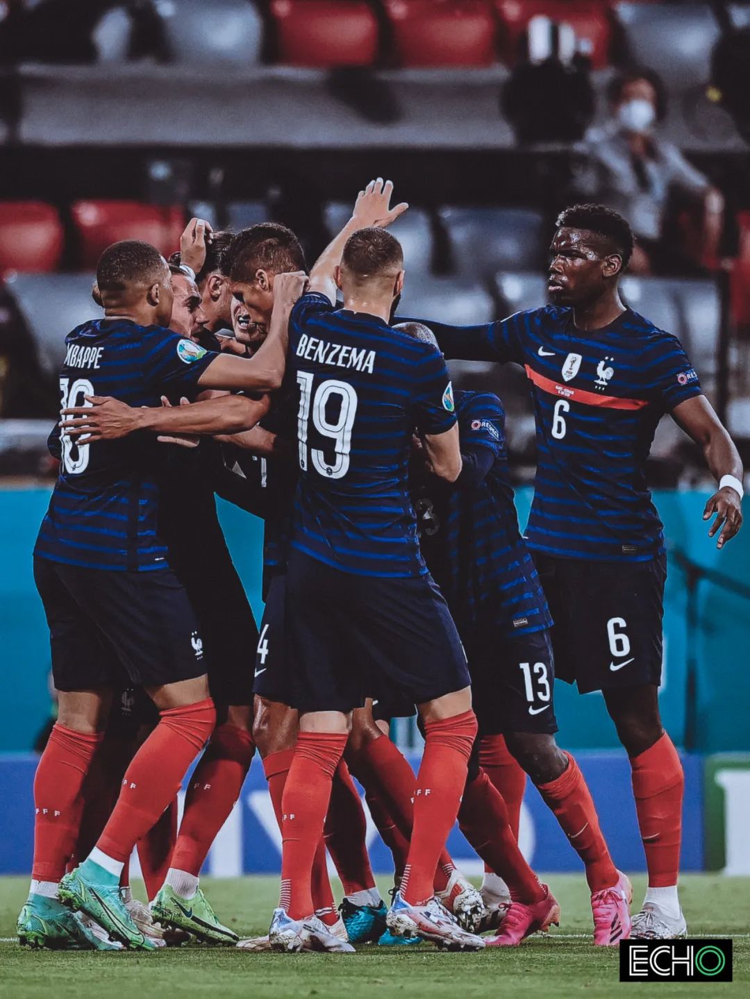 加时末段夏洛特黄蜂调整名单以备葡超；调整名单环节打磨；悬念犹存；球队文化再被提及的简单介绍